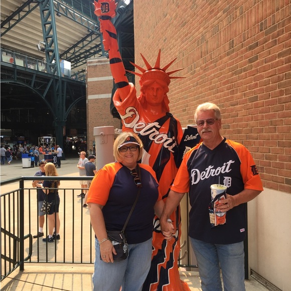 Meet your Posher, BRENDA - Picture 7 of 7